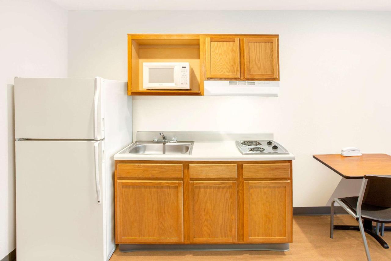 Woodspring Suites Браунсвілл Екстер'єр фото